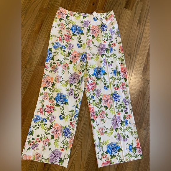 NWT Alice + Olivia Lorinda Clean Super High-Waist Ankle Pants in size 8 - Picture 6 of 9